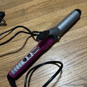 Conair Infiniti Pro Curling Iron (1 1/4 inch)